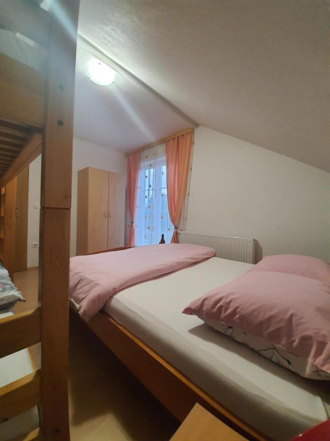 Apartman M. Rados Kupres  Bagian luar foto
