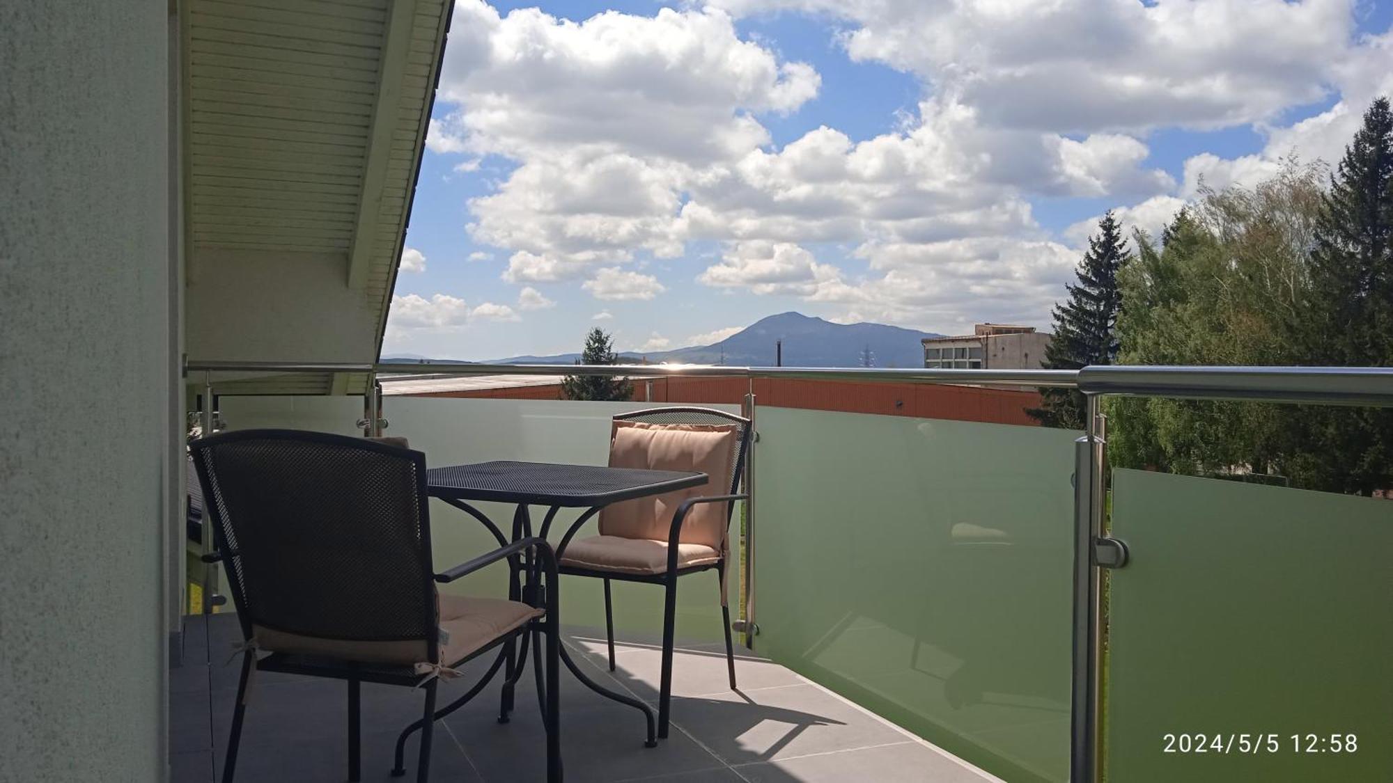 Apartman M. Rados Kupres  Bagian luar foto