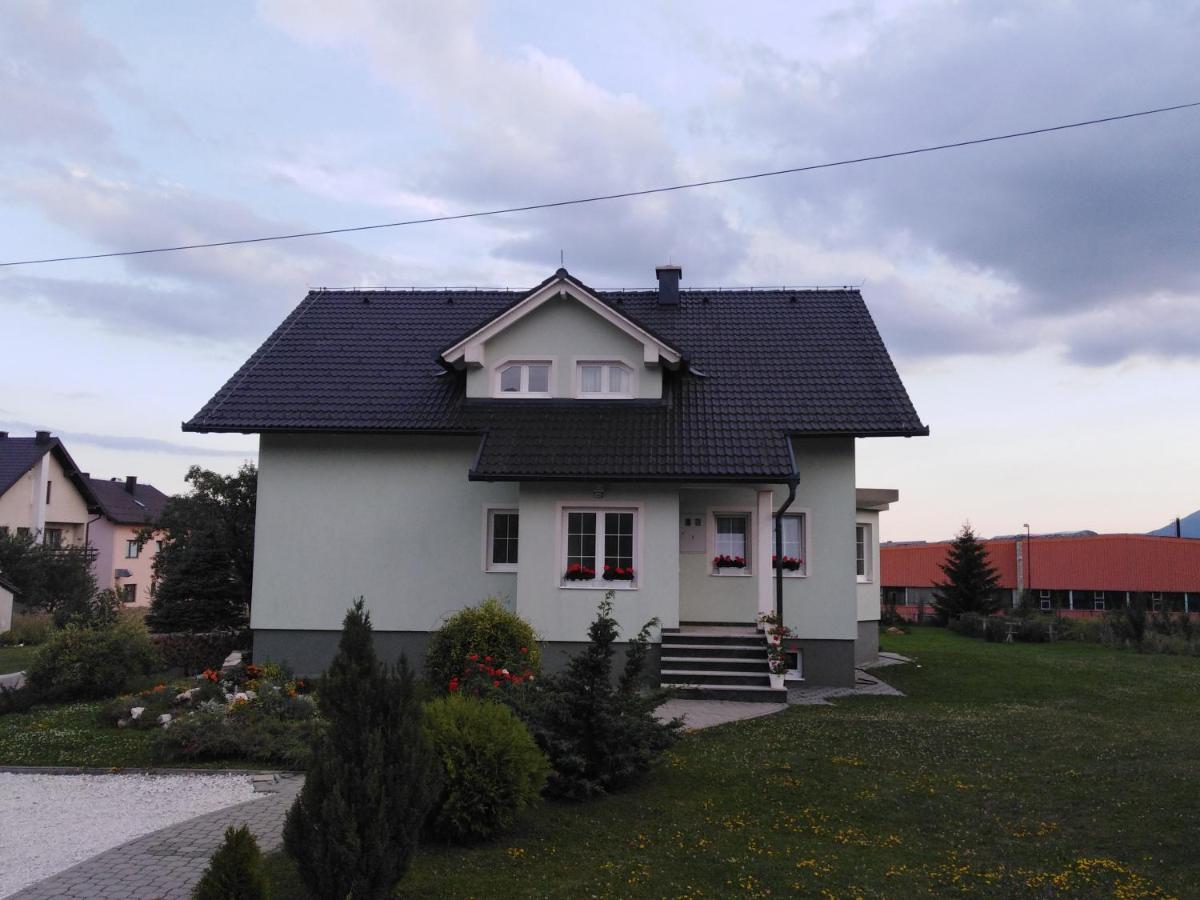 Apartman M. Rados Kupres  Bagian luar foto